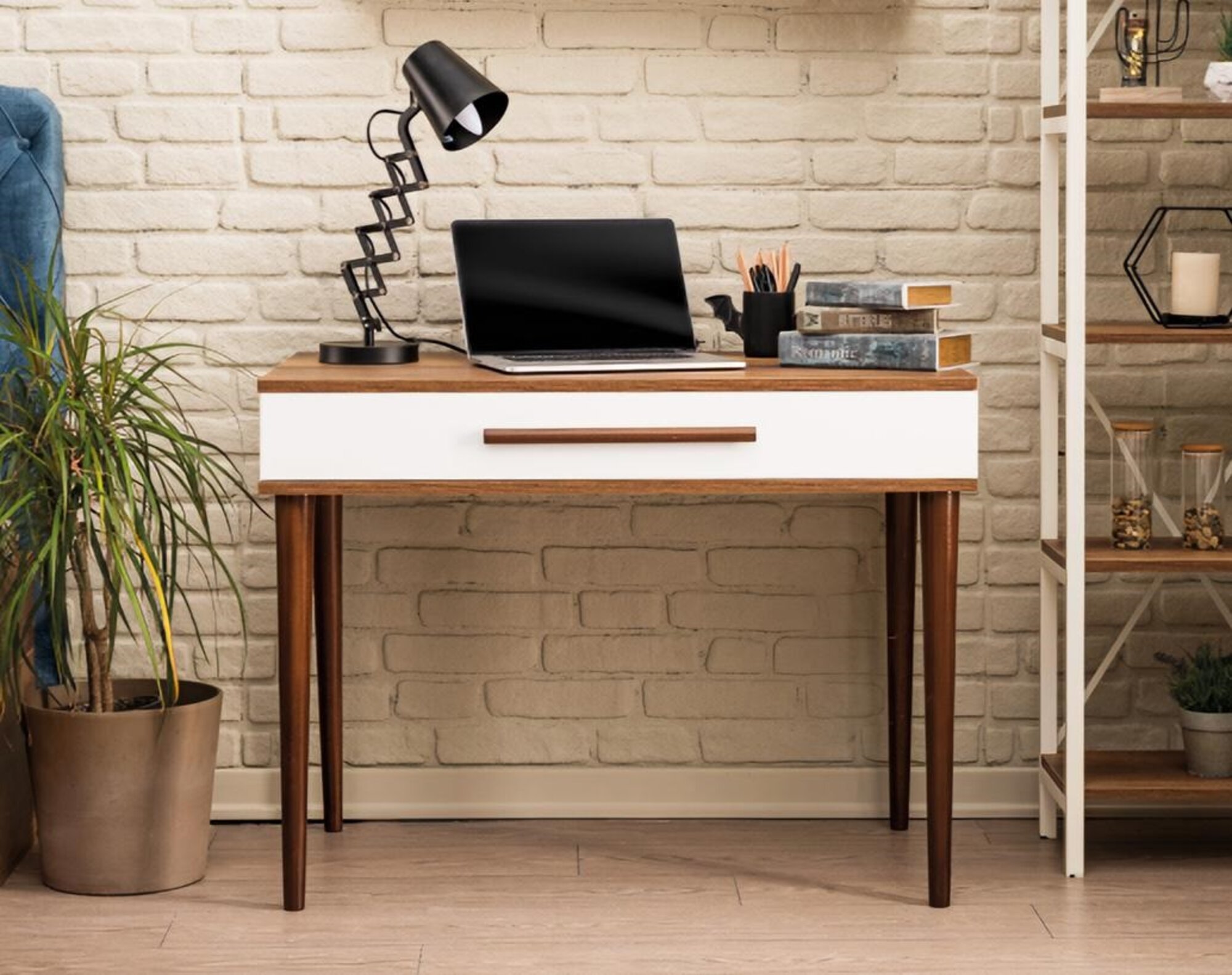 Schreibtisch Braun Holztisch Designer Luxus Schlafzimmer Design Tische