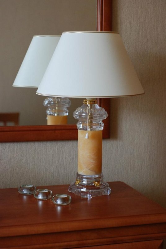 Design Tischlampe Leuchte Leuchten Lampe Klassische Beleuchtung Tisch