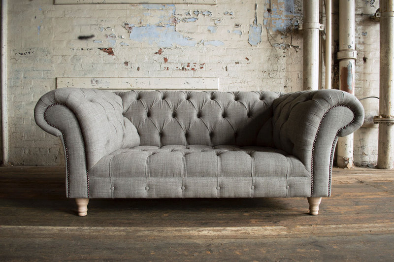 Chesterfield Design Luxus Polster Sofa Couch Sitz Garnitur Leder Textil