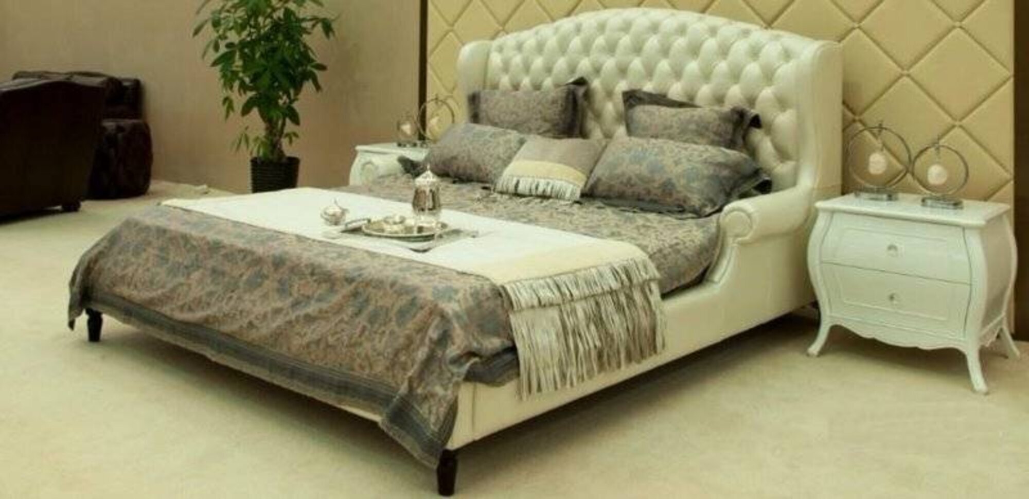 Designerbett Polsterbett Ehebett Lederbett Doppelbett XXL Bett Betten NO