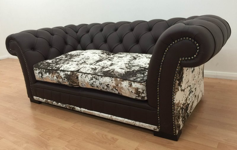 Chesterfield Polster Sofa Couch Designer Garnitur 3 Sitz Couchen Klassisch