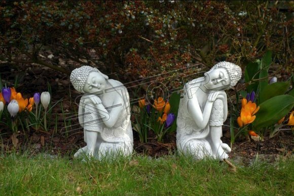 Buddha Skulptur in Steinoptik. Große Skulptur für Garten und Wohnbereich
