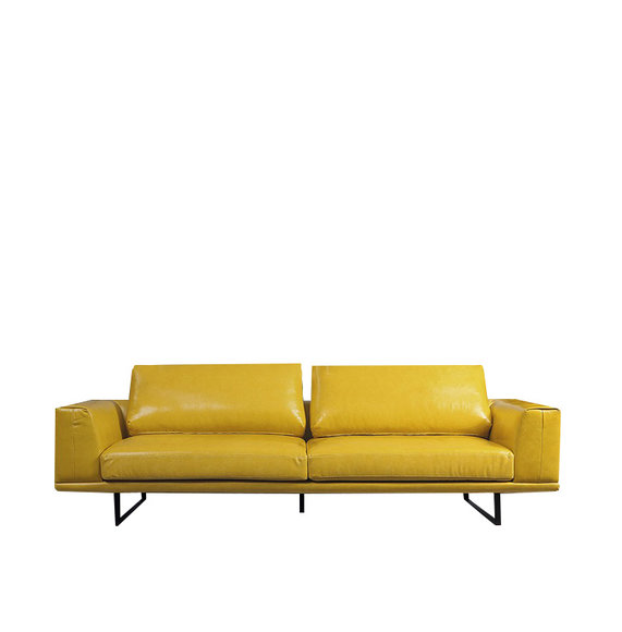 Formschönes 3 Sitzer Sofa Premium