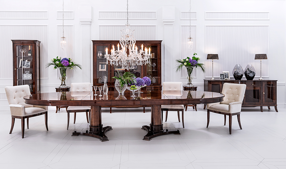 Klassischer Hochglanz Antik Stil Barock Tisch mit 4 Stühlen Stuhl Set Garnitur