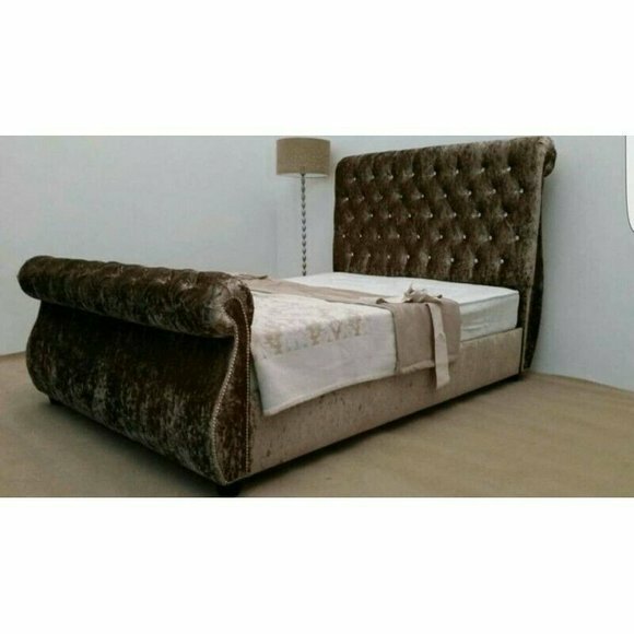 Chesterfield Design Bett Schlafzimmer Textil Samt Leder Polster Hotel Betten