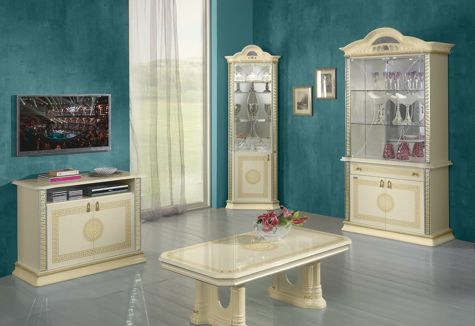 Wohnzimmer Set Garnitur 4tlg. Gruppe Kommode Vitrine 2x Couchtisch Barock