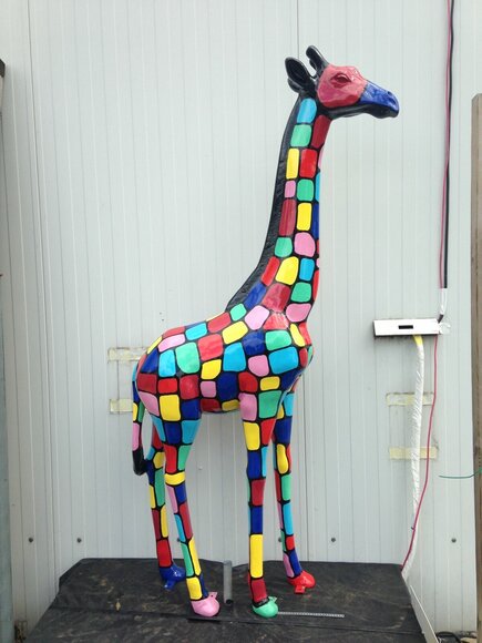 Design Wohn Deko Skulpturen Statuen Figuren Abstrakte Giraffe Figur Dekoration