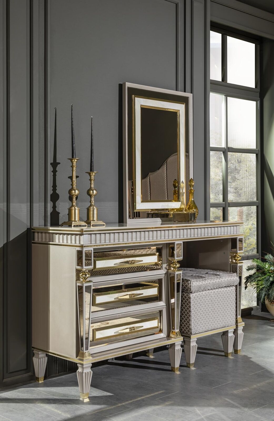 Schlafzimmer Set Beige Kommode Spiegel Metall Möbel Design Möbel 2tlg.