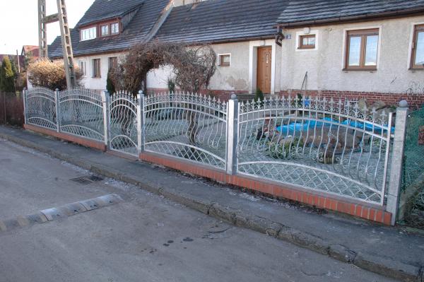 Zaun Garten Klassische Schmiedeeisen Handgefertigt nach Maß Geländer M213 1lfm