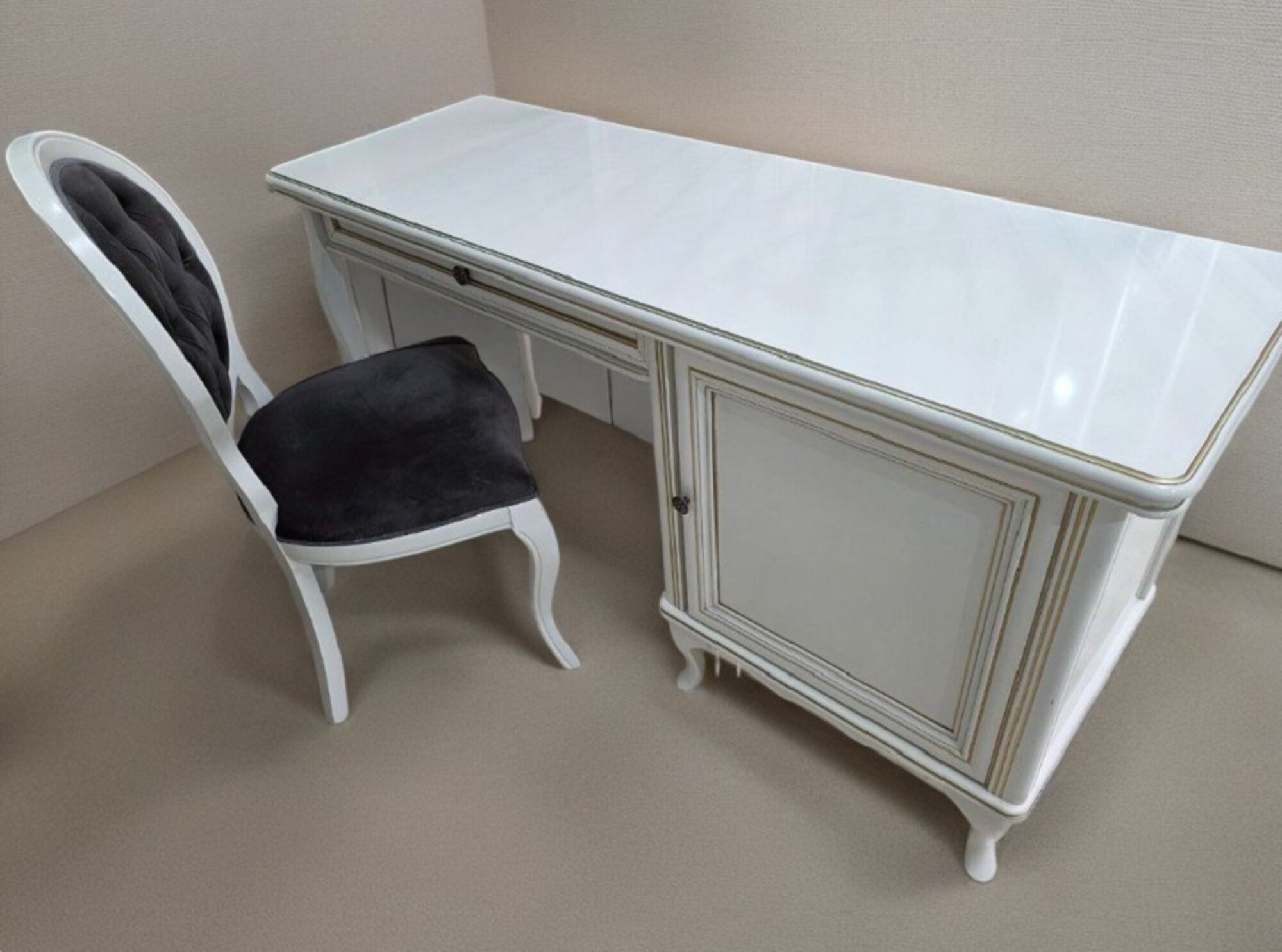 Klassischer Schreibtisch mit Stuhl – Holz Klassischer antiker Stil Sofort