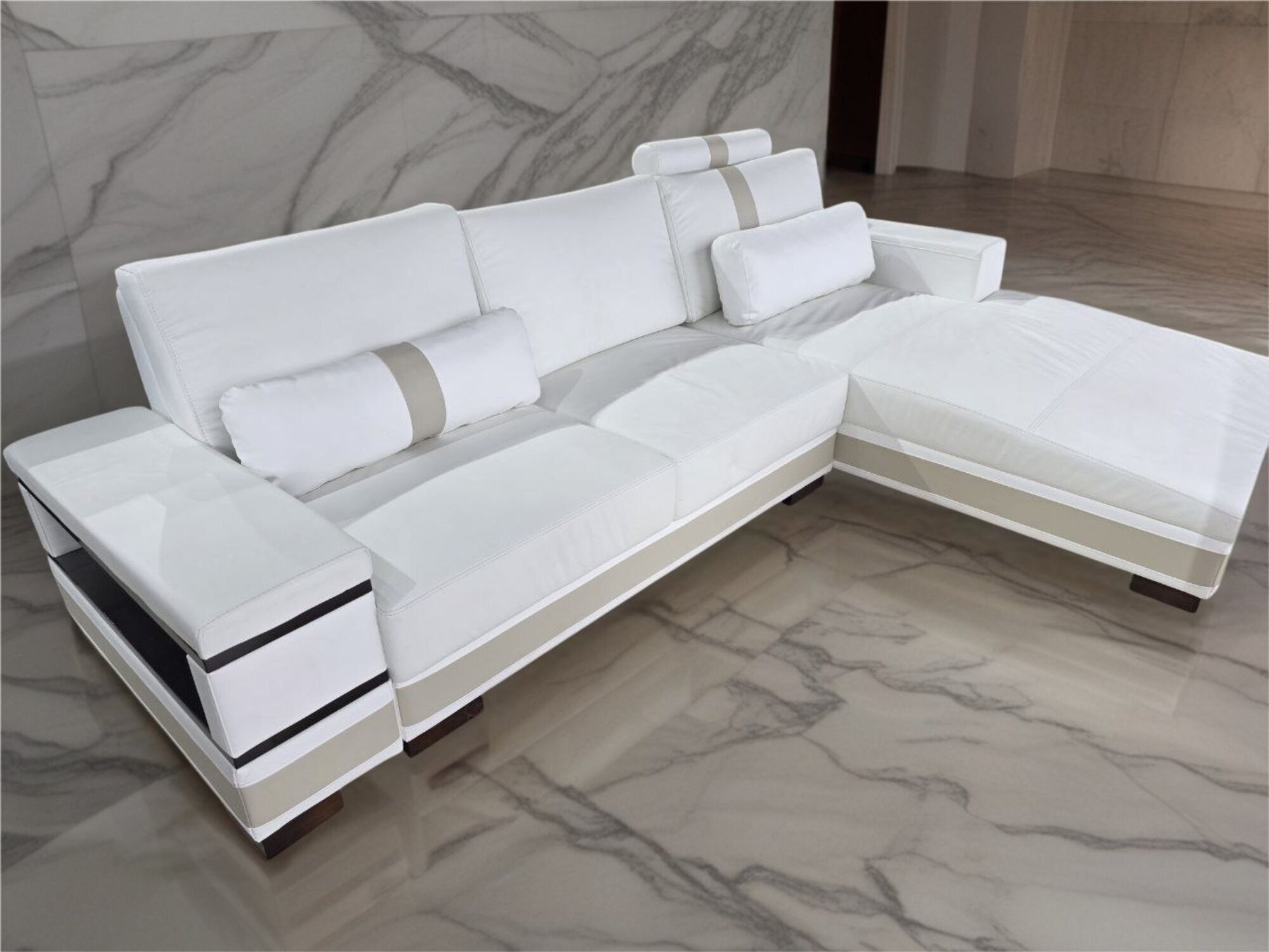 Sofa aus Kunstleder Schlafsofa Designersofas mit Schlaffunktion Ecksofa Weiß/Beige Sofort