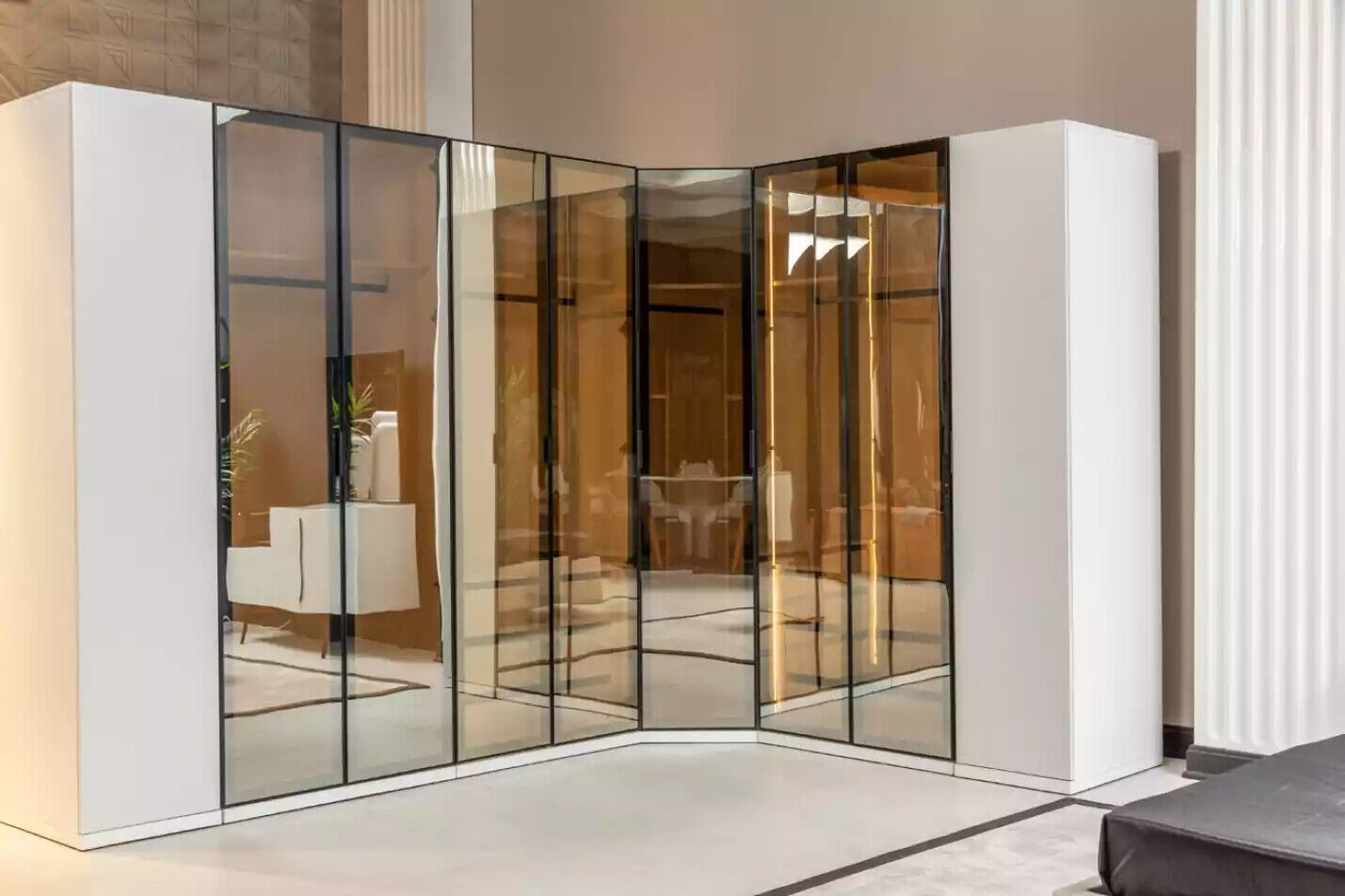 Kleiderschrank Schrank Luxus Holz Schränke Möbel Design Schlafzimmer1