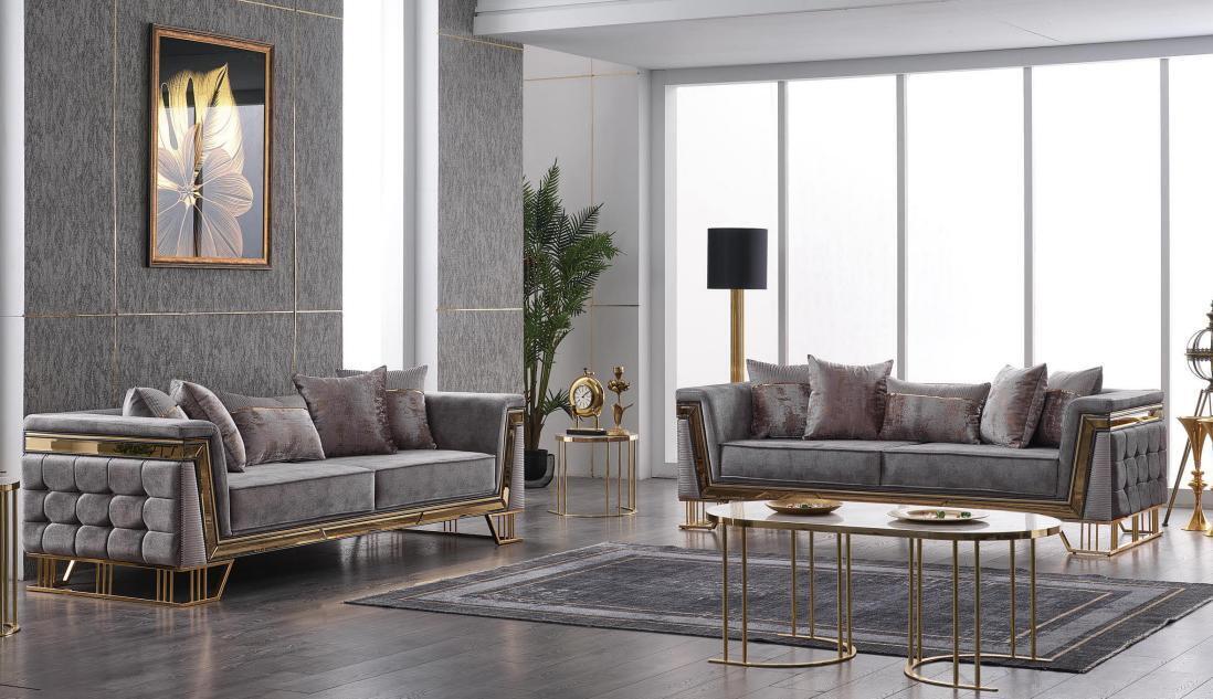 Luxus Sofa Set Designer Garnitur Dreisitzer Textilmöbel Wohngruppe Modern