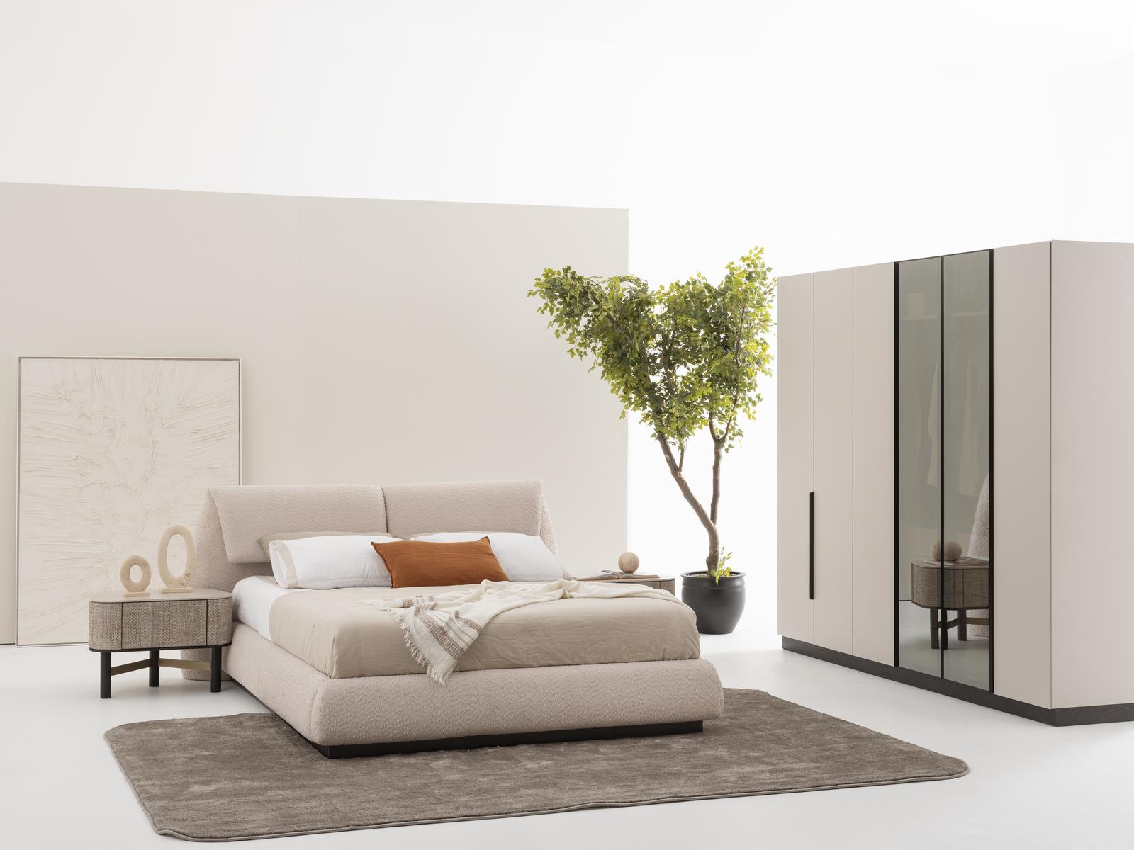 Schlafzimmer-Set aus Holz und Textil in Beige, modern und elegant