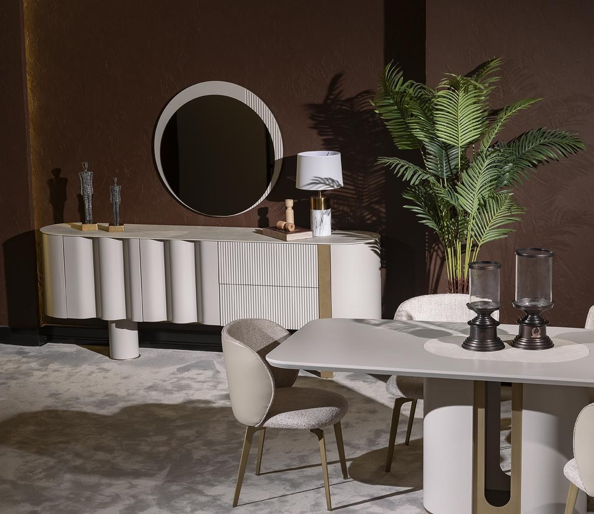 Elegantes Beiges Sideboard mit Spiegel aus Holz und Glas