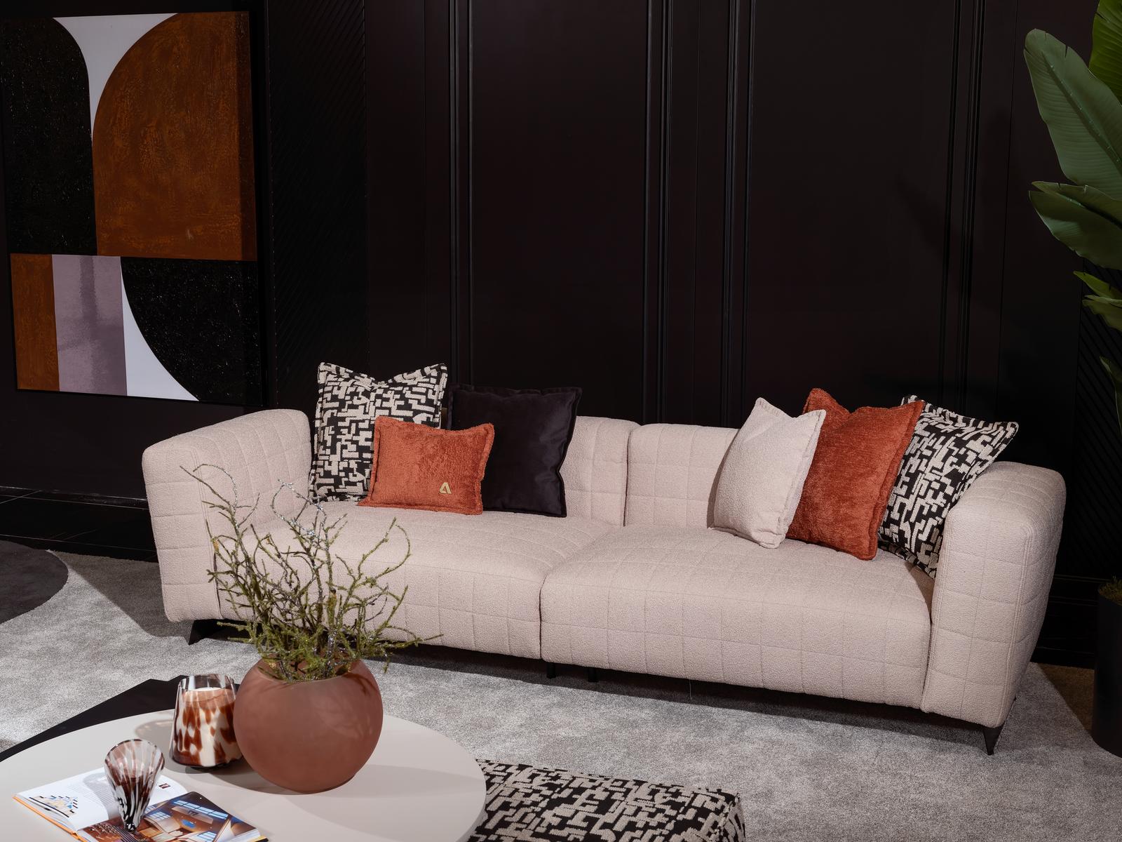 Modern beige Textilsofa 4-Sitzer mit Holzrahmen