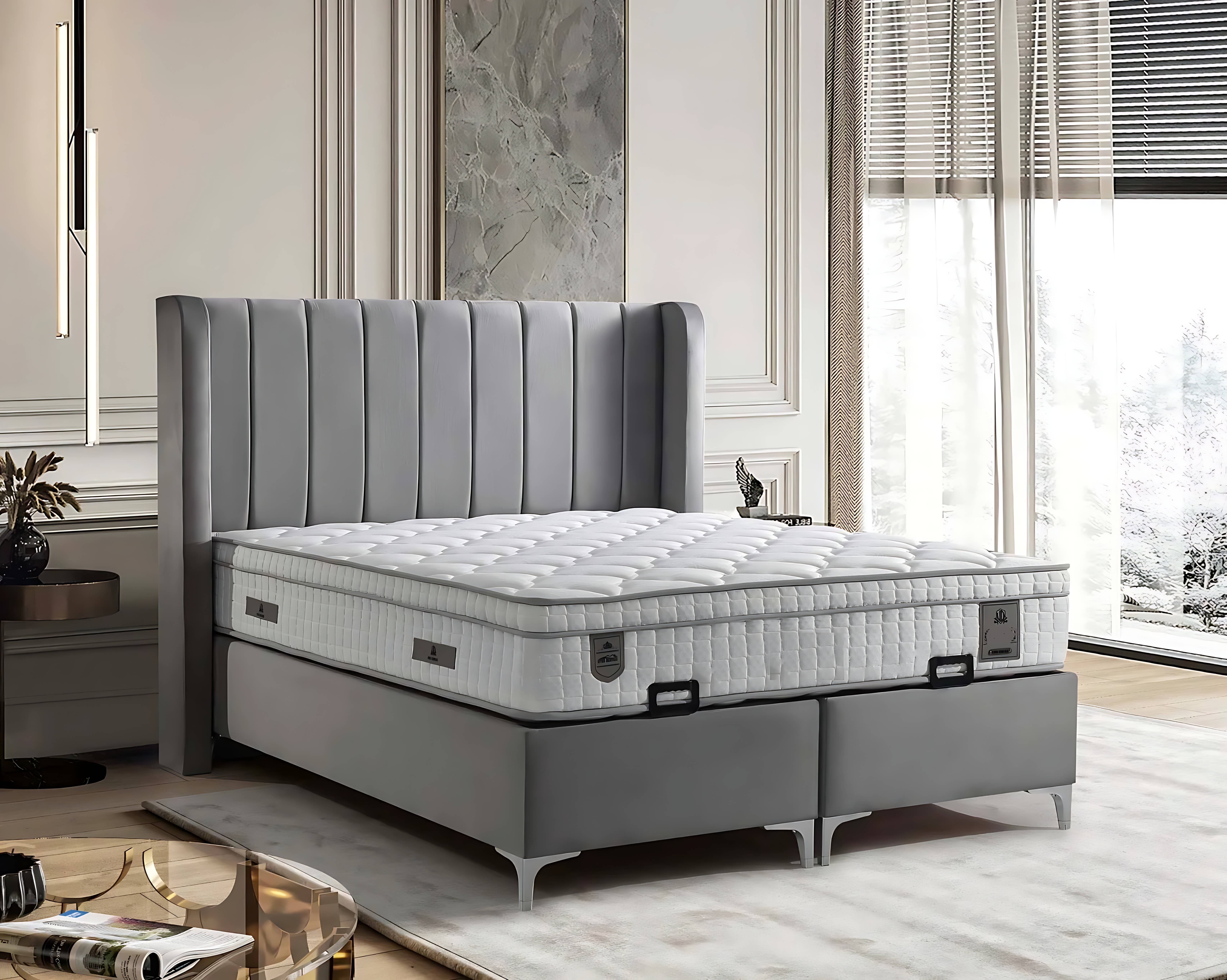 Elegantes graues Bett mit Matratze aus Textil und Holz