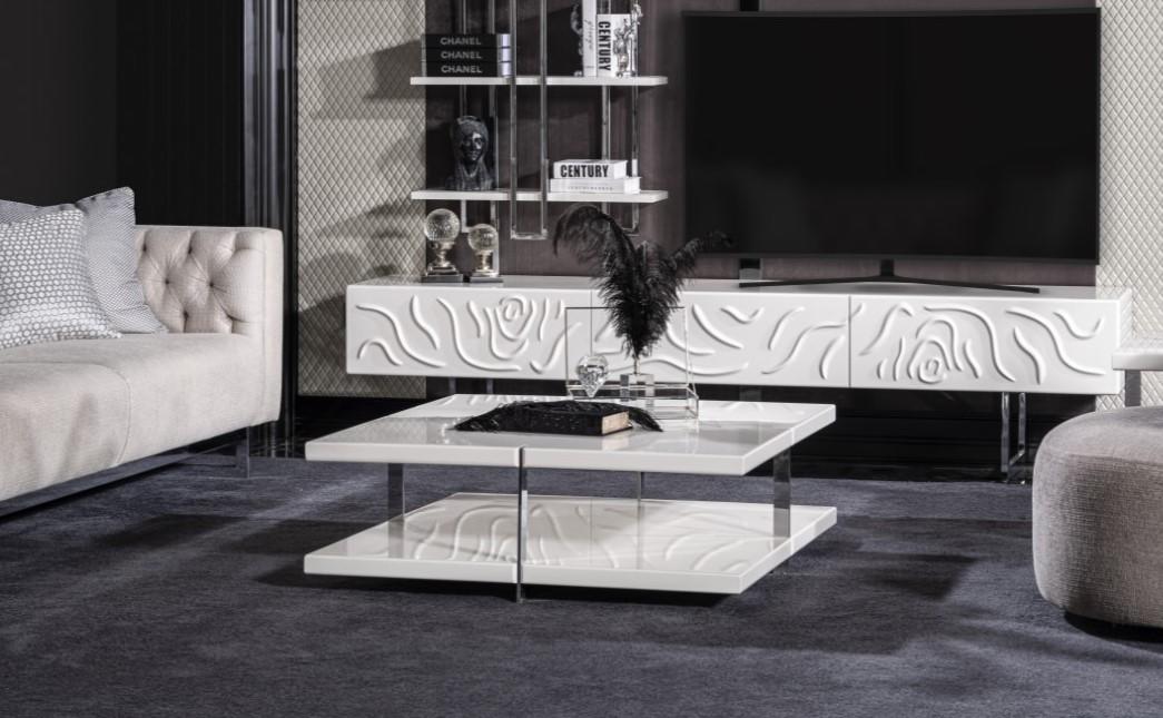 Moderner Couchtisch in Weiß mit Chrombeinen und 2 Ebenen