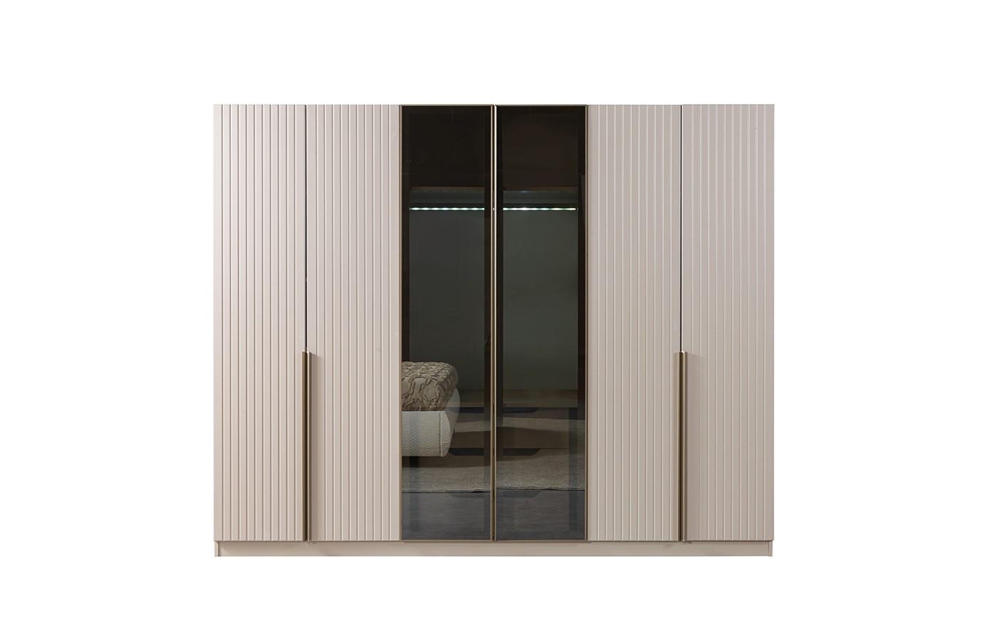 Kleiderschrank Stil modern Farbe weiß praktisch Schlafzimmer komfortabel