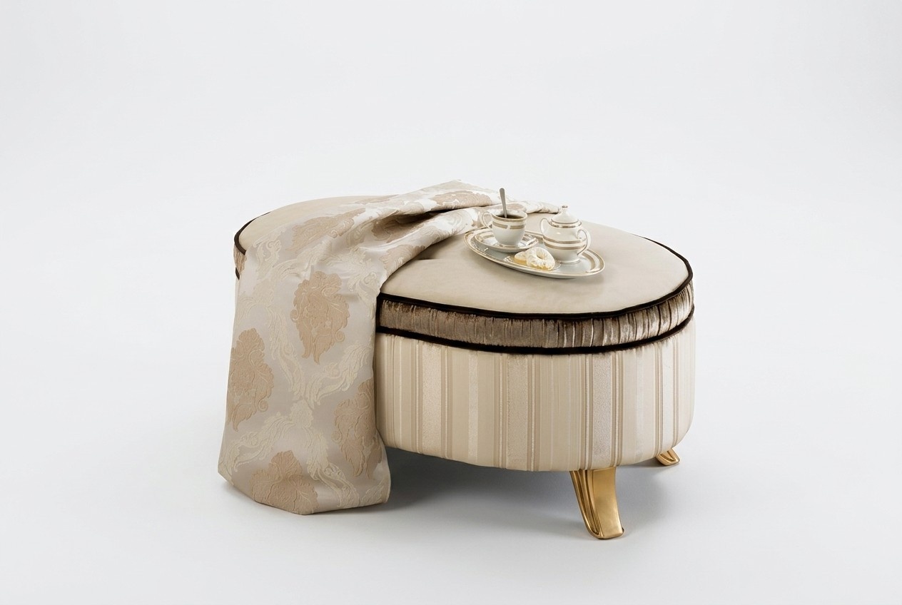 Design Polster Hocker Fußhocker Ottomane Sitz Chaise Gepolstert Pufa Sitzbänke