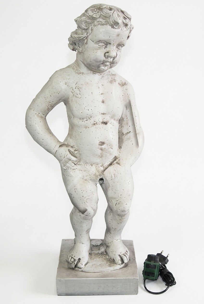 Design Teich Pumpe Skulptur Statue Statuen Figuren Garten Figur Skulpturen