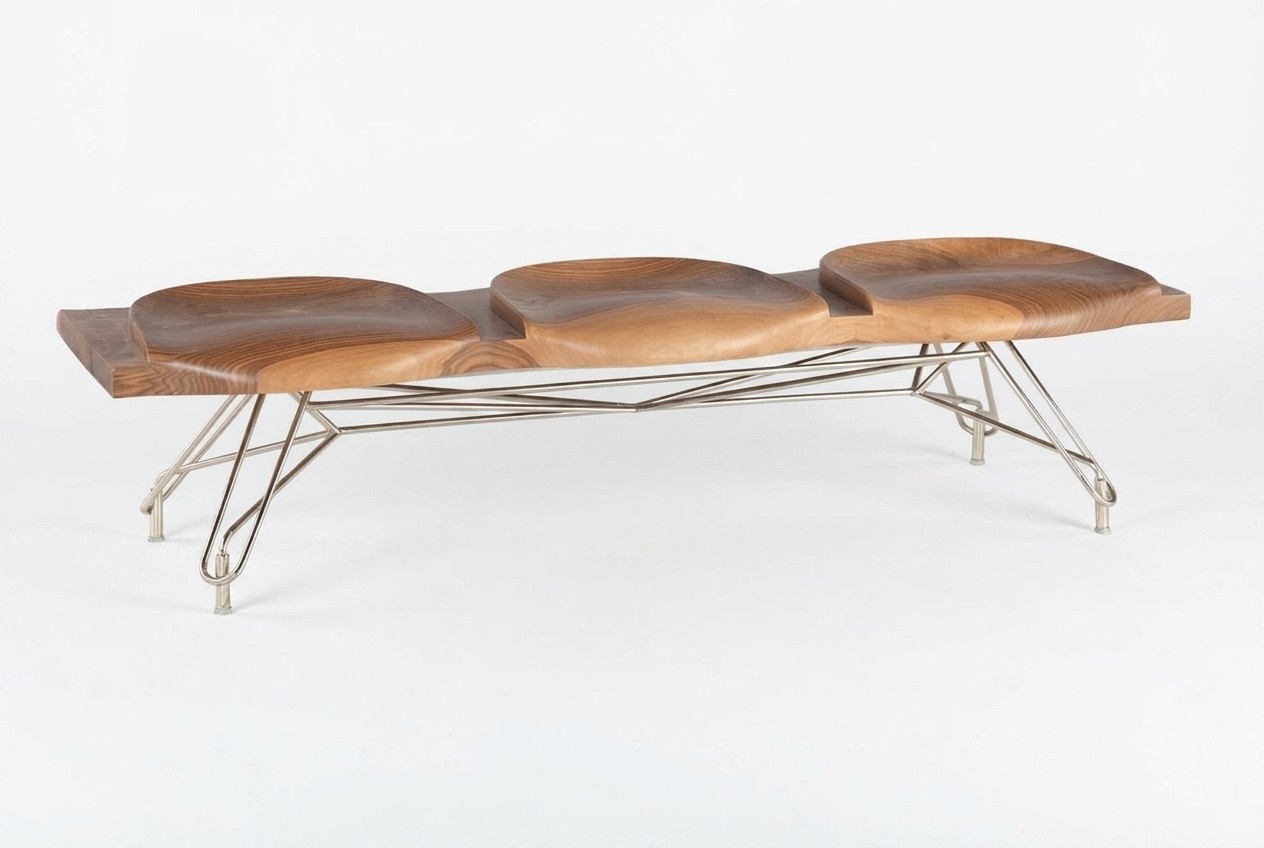 Elegante braune Holzsitzbank in zeitlosem Design für Wohnzimmer