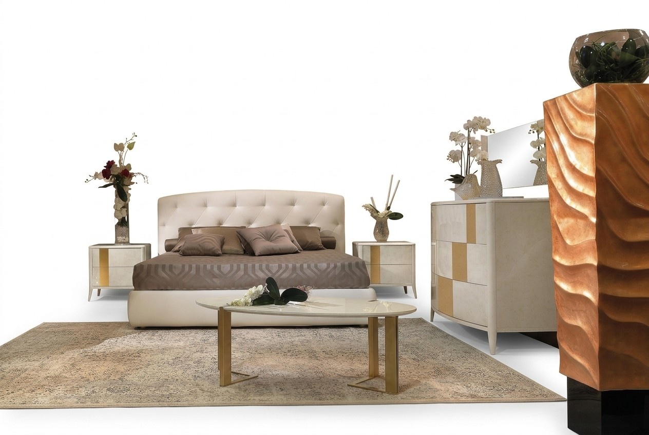 Italienische Stil Möbel 4tlg. Set Bett + 2x Nachttisch + Kommode Schlafzimmer