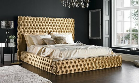 Design Polster Doppelbett Betten Chesterfield Luxus Klassiker Bett Samt