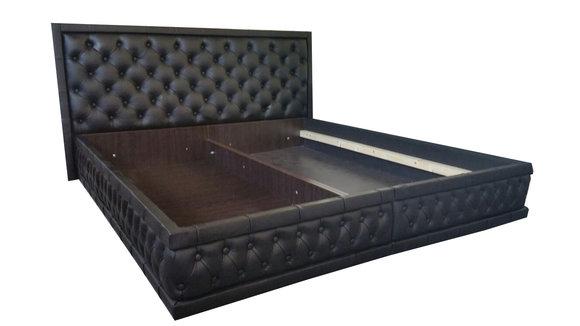 Chesterfield King Size Big Bett Designer Polster Betten Ehebett Lederbett