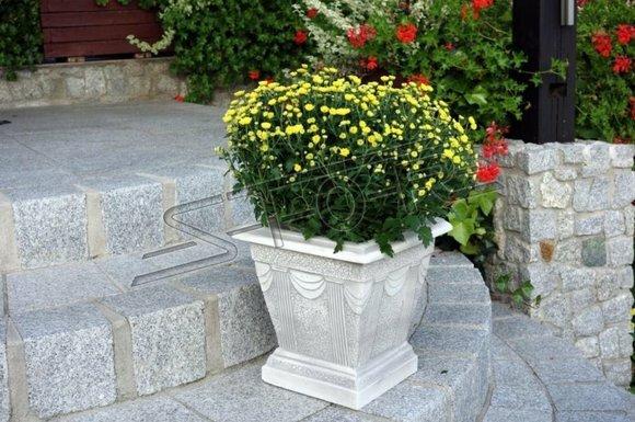 Figur Blumenkübel Pflanz Kübel Dekoration Figur Blumentöpfe Garten Vasen