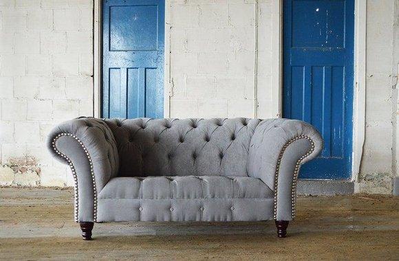 Chesterfield Textil Sofa 2-Sitzer Sofa Polster Sofas Design Luxus Stoffsofas Neu