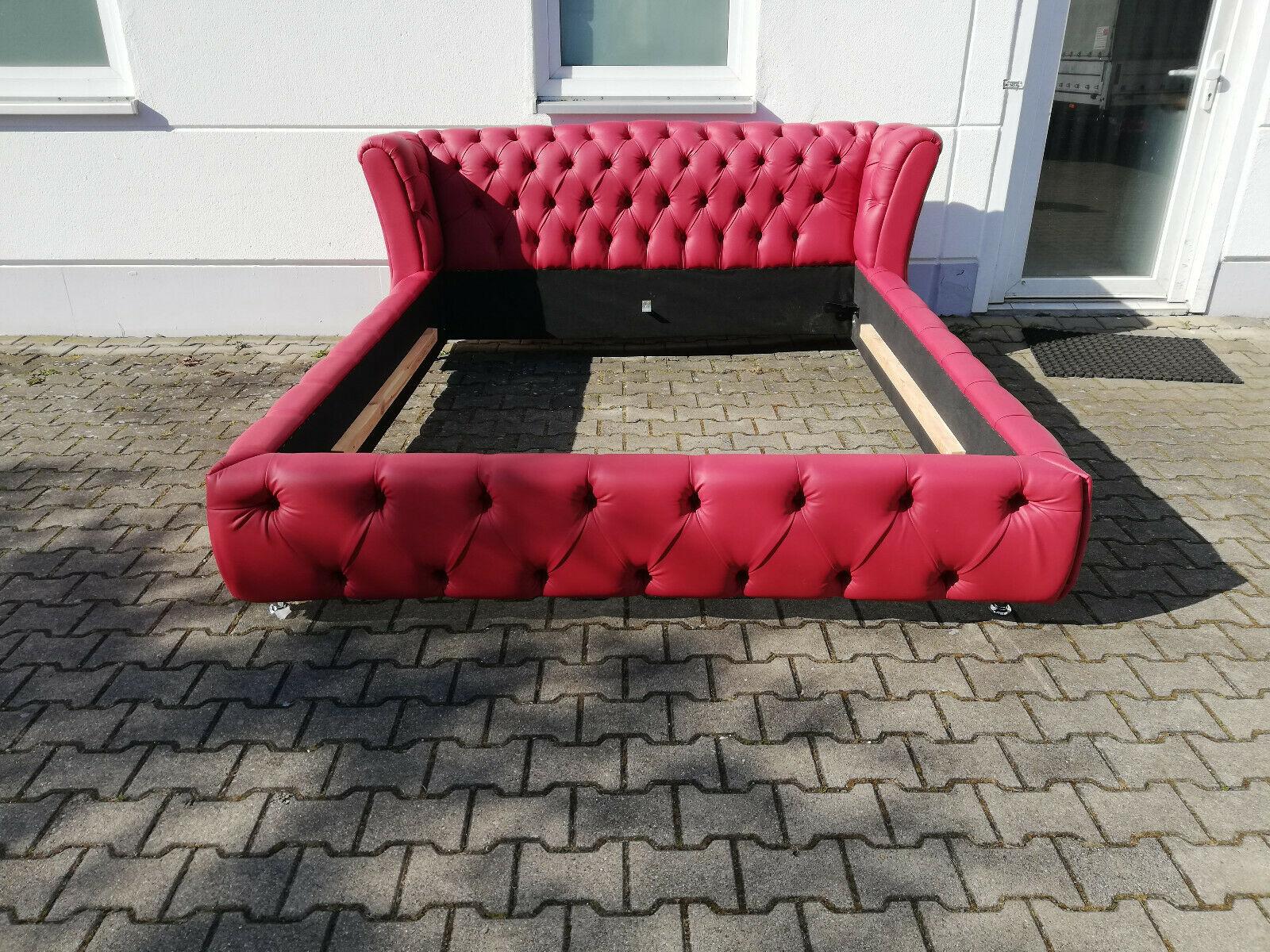 Bett Betten Chesterfield Designer XXL Doppel Lederbett ROT - 180x200 cm SOFORT