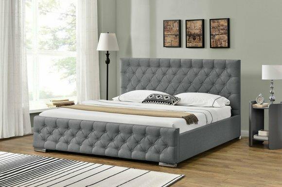 Chesterfield Bett Design Schlafzimmer Englische Betten 200x200cm Textil