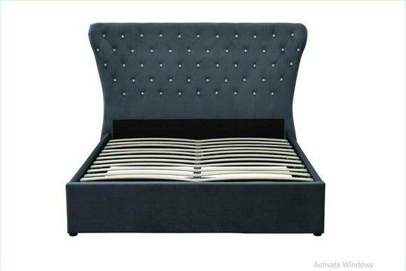 Chesterfield Bett Design Schlafzimmer Englische Betten 200x200cm Textil