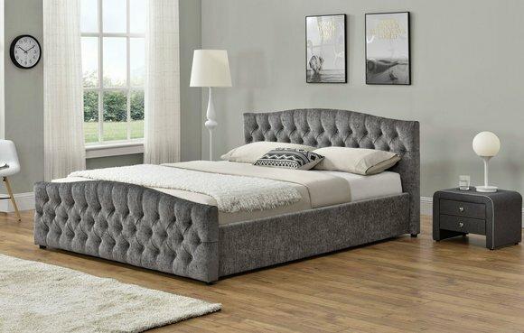 Chesterfield Bett Design Schlafzimmer Englisches Betten 180x200cm Textil