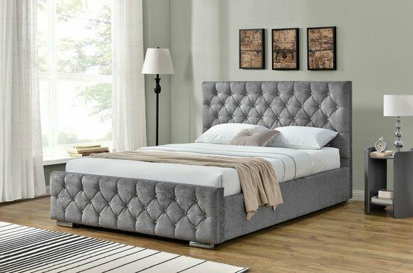 Chesterfield Bett Design Schlafzimmer Englisches Betten 160x200cm Textil