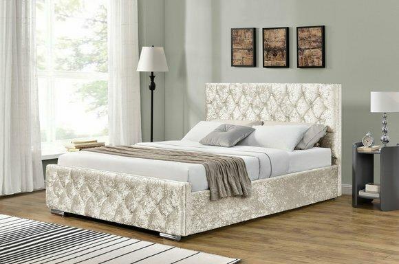 Chesterfield Designer Bett Schlafzimmer Textil Leder Polster 200x200cm Neu