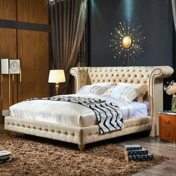 Klassisches Schlafzimmer Bett Beige Textil Betten Leder Polster Doppel