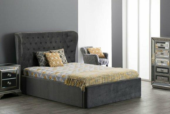 Chesterfield Design Bett 180x200cm Graue Schlafzimmer Betten Hotel Polster