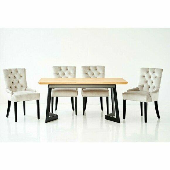Design Esszimmer Tisch + 4 Chesterfield Lehnstühle Sitz Gruppe Stühle Holz
