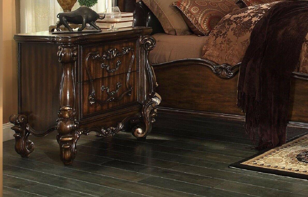 Klassischer Nachtschrank Nachttisch Massiv Konsole Ablage Schlafzimmer