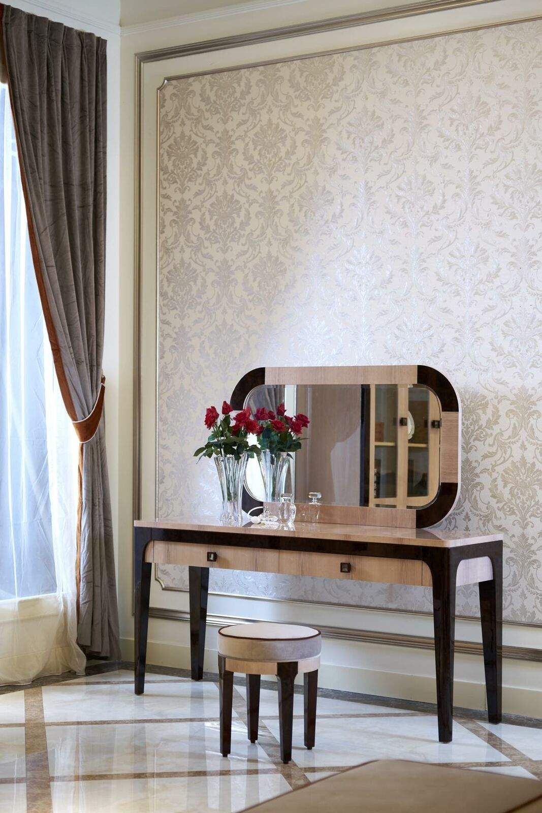 Tisch Modern Konsole Spiegel Kommode Schminktisch Schlafzimmer Hocker