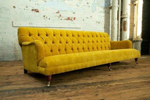 Klassische Chesterfield Sofa 4 Sitzer Sofas Couchen Leder Gelb Design