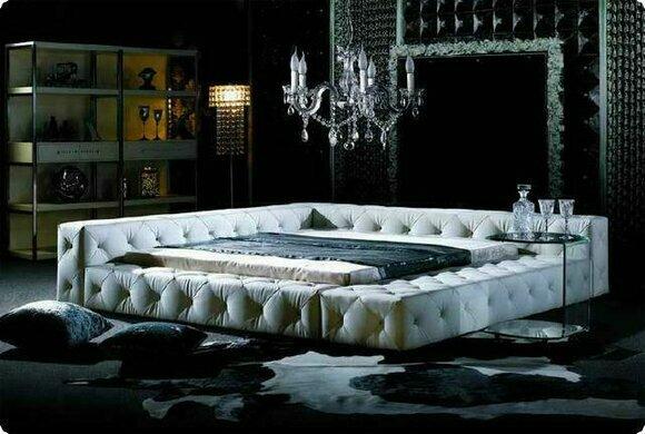 Chesterfield Luxus Designer Bett mit Kristallsteinen 200x200cm Betten Sofort