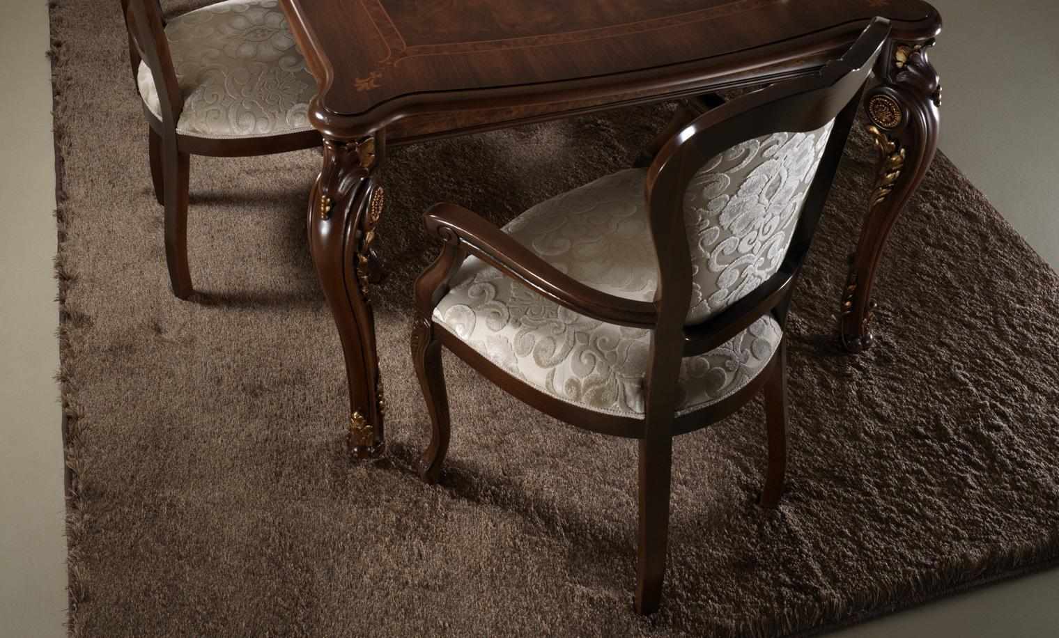 Klassischer Stuhl 1x Esszimmer Lehn Sessel Lounge Club mit Armlehnen Luxus Neu