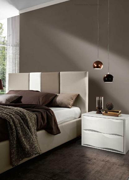 Nachtkonsolen Nachttische Konsolen Beistell Tisch Holz Modern Design Nachttisch