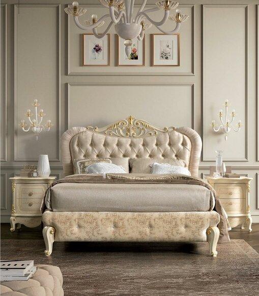 Luxus Chesterfield Bett Betten Polsterbett Doppel Italienisches Schlafzimmer Neu