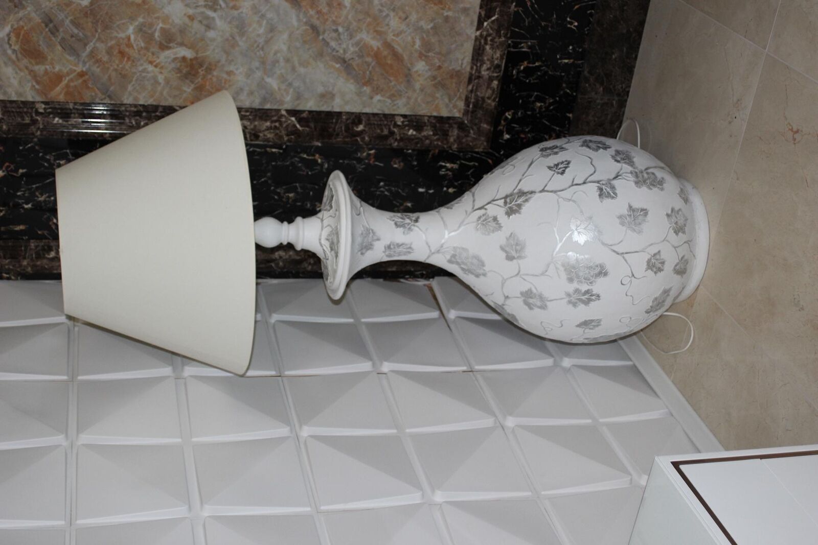 Stehlampe Stand Steh Leuchten Lampen Möbel Art déco Lampe Weiß Sofort