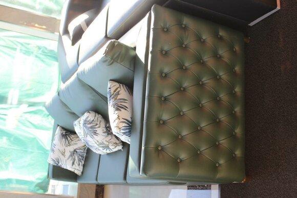 Luxus Dreisitzer Klassische Couch Polster Möbel Grün Sofas Sofort
