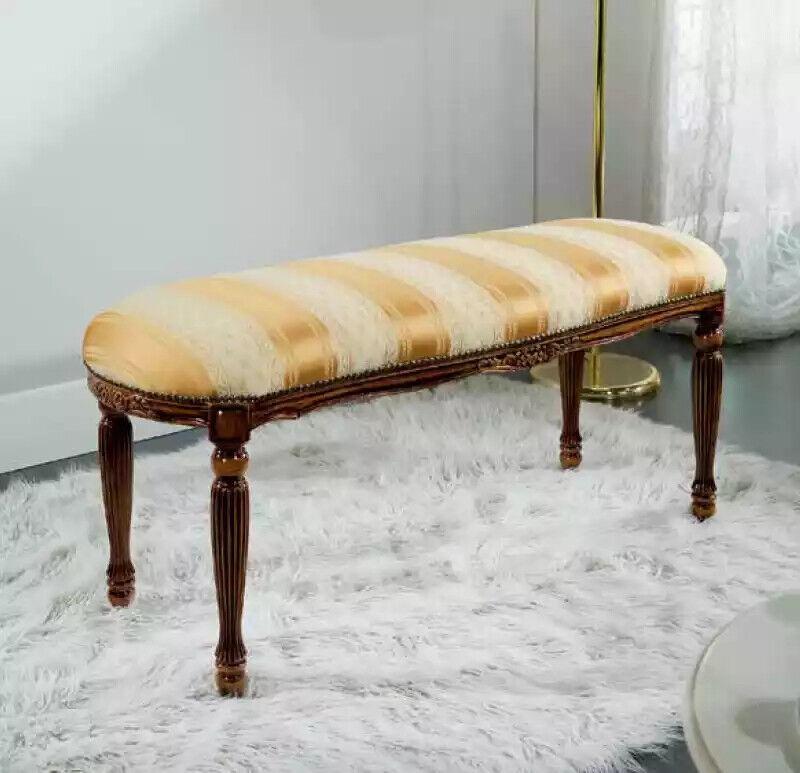 Designer Bank Polsterbank Sitzmöbel Klassischer Sitzbank Bänke Möbel
